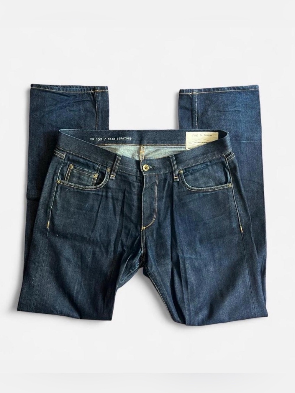Rag & Bone RB15X Selvedge Denim Jeans
Size 34x32 made in USA 100% cotton